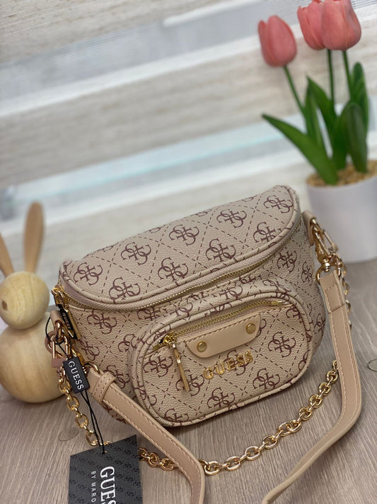 Pechera Guess